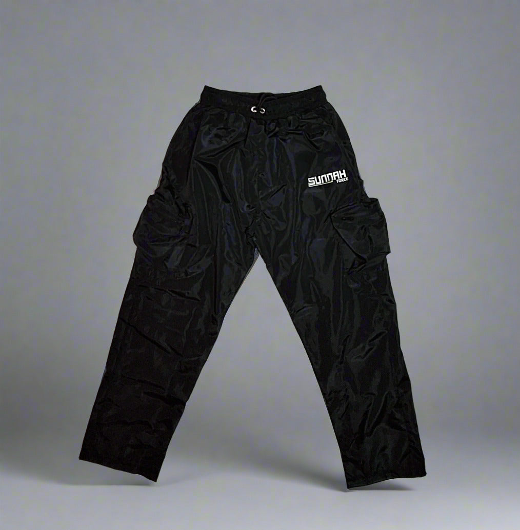 Black/Cargo windbreaker trouser